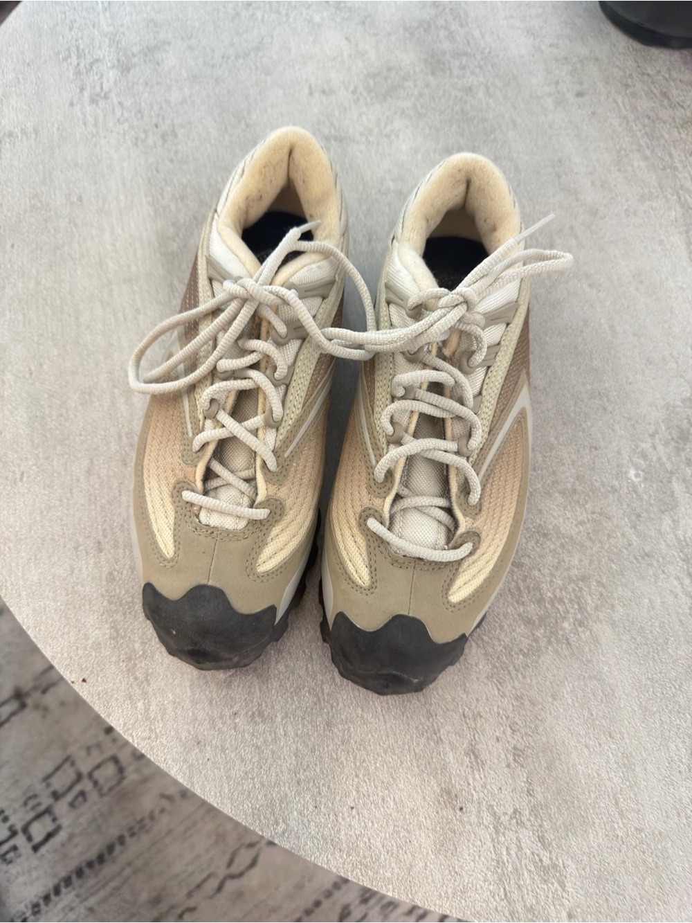 Nike -Ace Hikers -6.5 
Cream Suede Sneaker with Black Insole